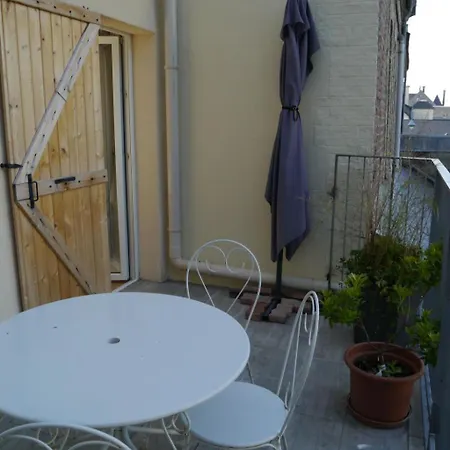 Rose In By Interhome Villers-sur-Mer